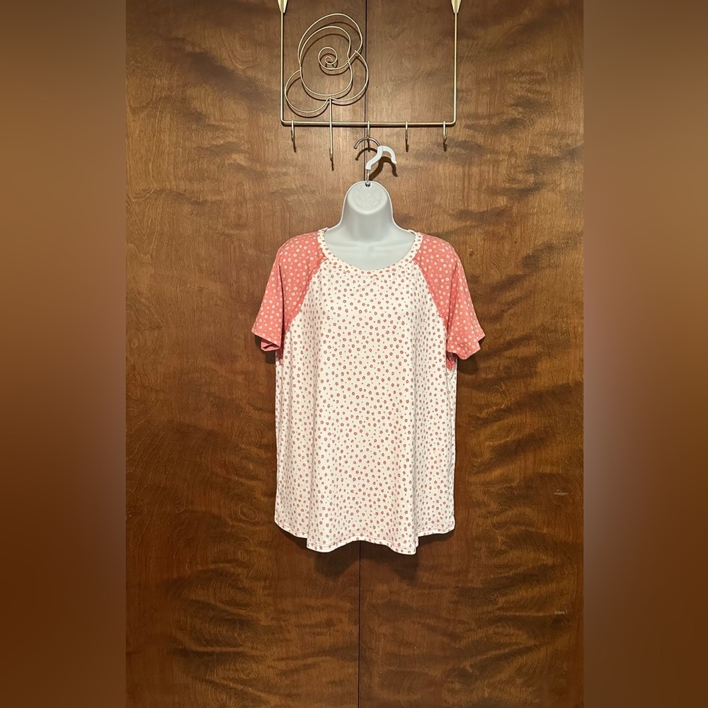 E Luna Short Sleeve Rib Knit Henley Womens S Ivory & Pink Floral Contrast Top